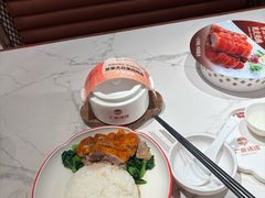 -广府汤语·靓汤·早茶·小粤菜(仁恒梦店)