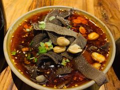 冒黑毛肚-串大叔炭火烤串·鸡西大冷面刀削面(总店)
