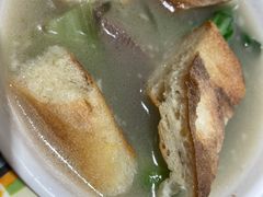 羊肉泡馕-巴依兄弟西域美食(机场店)