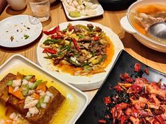 -隔壁老王·家常云南菜(花巷店)