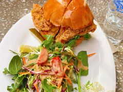 老金薯薯炸鸡汉堡-京A Taproom·精酿餐吧(隆福寺店)