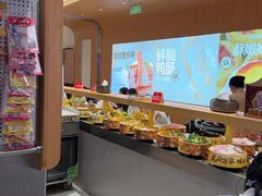 -龍歌自助小火锅(市南金茂湾店)