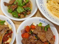 -李与白包子铺(桐梓林店)