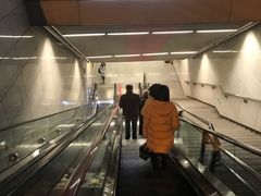 -红土地(地铁站)