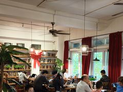 -雕刻时光咖啡馆(师大路店)