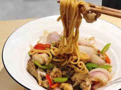 爆炒牛蛙拌川-汤去三面