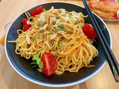 坚果鲜蔬凉拌面-轻蔬不用等·素食(江苏路店)