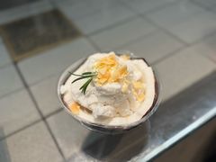 椰皇冰-喜茶(深圳万象城黑金店)