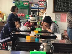 大堂-张一品食府