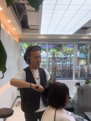 -东方骏美发美容沙龙