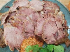 -衡哥肉铺