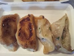 鲜肉牛肉锅贴-小姜锅贴(凤凰街店)