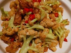 -鸽子侯·家宴·平价海鲜(市图书馆店)