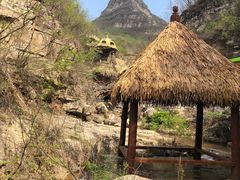 -大平台龙居瀑布旅游区