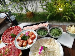 -二荆条·蜀鲜汇城市森林火锅