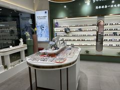 -GOOMI久米眼镜·蔡司·依视路·明月官方授权店(龙德紫金店)