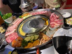 -哈哈碳都·牛肋条无限自助烤肉(台江万达店)