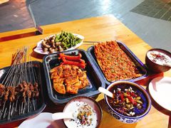 -老兰家传统烧烤炒菜泡馍(小南门店)