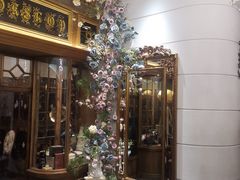 -秘密旅行Bonjour(黑金冠 江南西店)