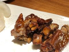 香而不腻烤猪手-炊烟小炒黄牛肉(中心印象城店)