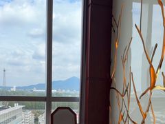 -湖影中餐厅·南京金茂威斯汀大酒店