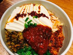 -云海肴·汽锅鸡·云南菜(天山百盛优客店)