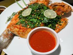 香茅草烤鲈鱼-一坐一忘云南菜(卓悦中心)