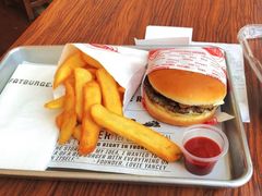蘑菇芝士汉堡-FATBURGER 特富客汉堡(外交公寓店)