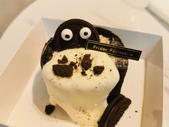 -Fridi Patisserie Cafe