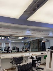 -镁连社·美联社