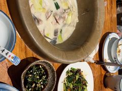 -滇香肴·云南菜蒸汽石锅鱼(云南北路店)