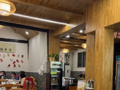 -华光驿站私房菜·黑金冠