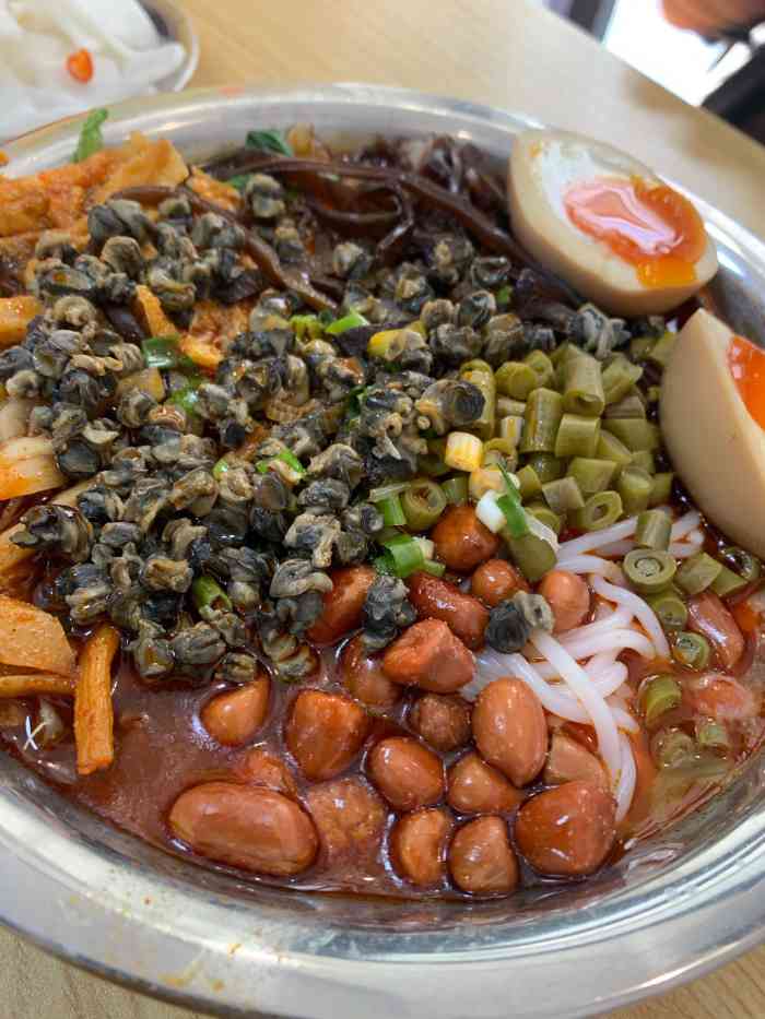 bigyang大羊螺蛳粉-"两个人点了一份干捞和一份汤粉,都是极辣,.