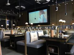 -九头鹰家宴(岳家嘴店)