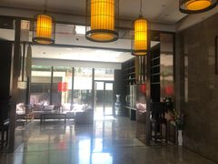 -铂逸梦秦酒店(横店梦幻谷店)