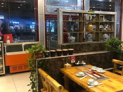 大堂-张记焖窑·十五年专注焖烤(雍和宫店)