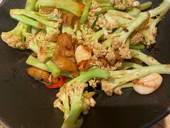 干锅有机花菜-老头儿油爆虾(胜利河美食街店)