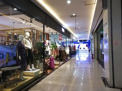 -港澳广场购物中心