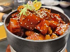 红烧肉-铜锣湾·有麝自然香(渝北财富中心店)