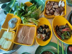 -润园四季椰子鸡火锅(海上世界店)