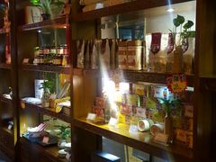 -一叶一世界•素食餐厅(环球中心店)
