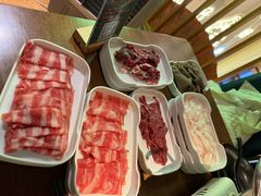 -天成·潮州牛肉脆肉鱼生蚝自助火锅