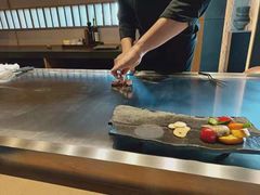 -丽思卡尔顿·炙焰·铁板烧餐厅