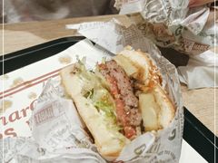 -The Habit Burger Grill 哈比特汉堡(爱琴海店)