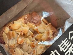 -HOT CRUSH趁热集合·现烤面包(环球港店)