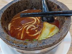 -许西美食一条街