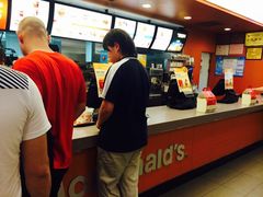 麦当劳(环球大厦店)-麦当劳(温州人民路店)