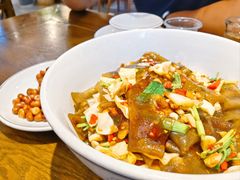 酸包菜炒粉皮-广殿渔村(高桥店)