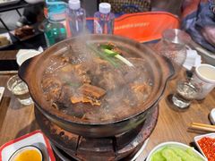 -阿润打边炉·鲜切鸡煲(华漕店)