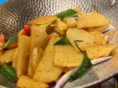 -隔壁老王·家常云南菜(花巷店)